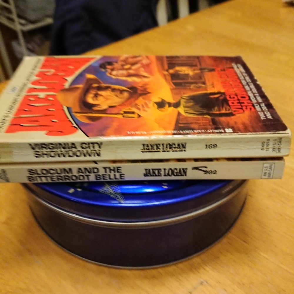 Jake Logan Western Books.. Two Titles - Picture 4 of 6